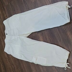 C & A Yessica Cropped Cargo Pant White Cotton M